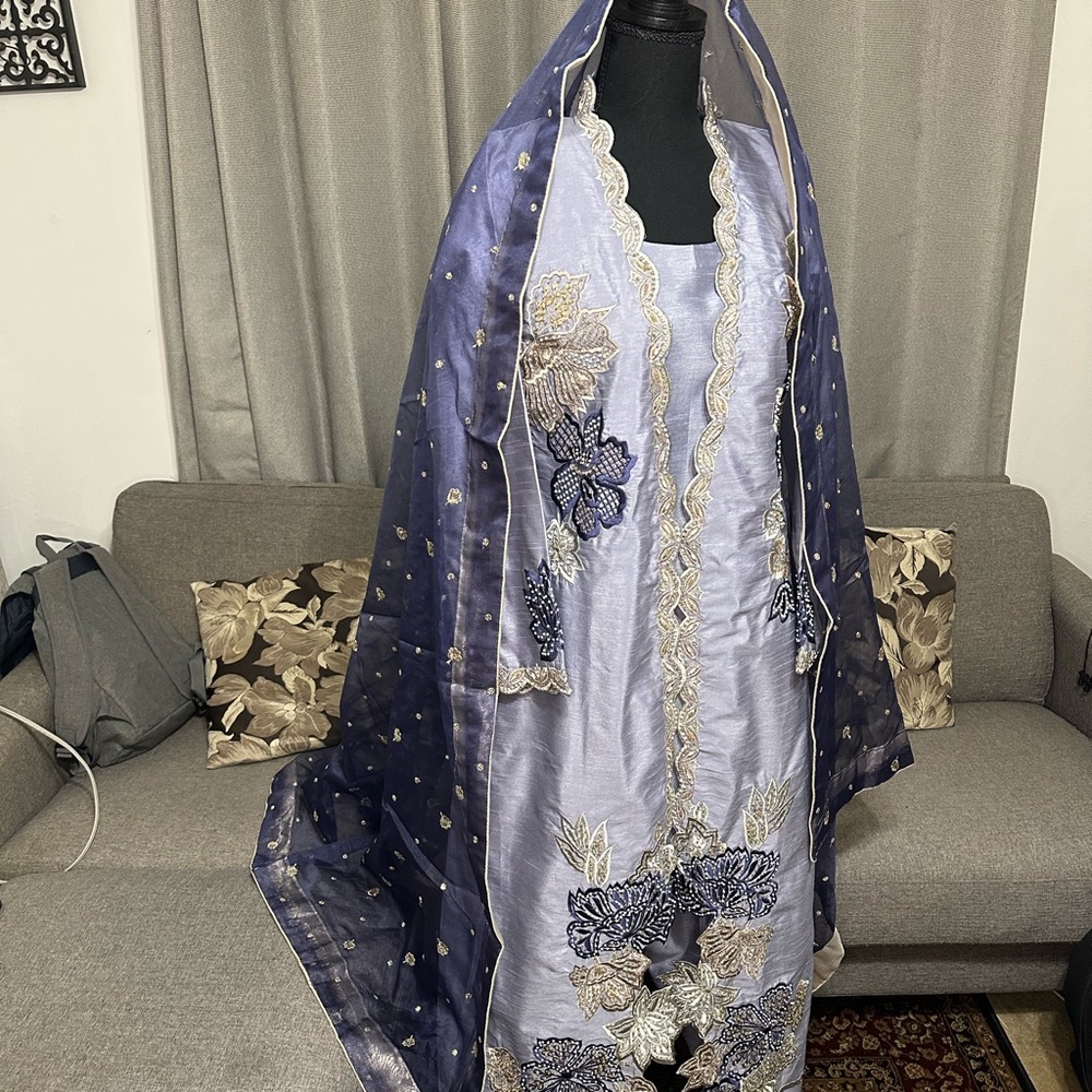 Elegant Pakistani hand embellished and Embroidered Dress 4 piece